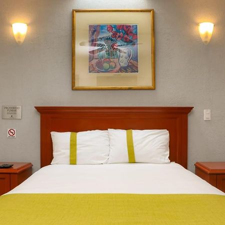 Suites Bajio Leon Exterior photo