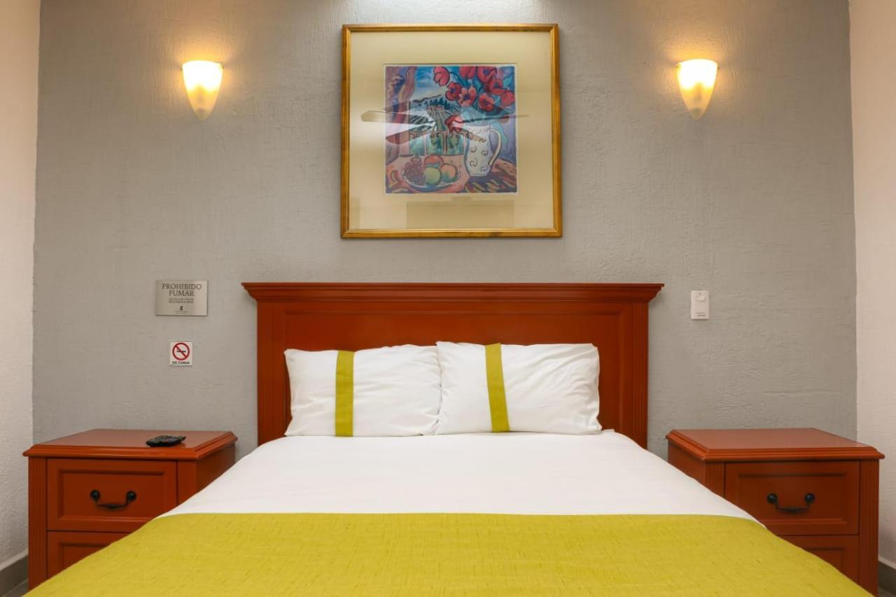 Suites Bajio Leon Exterior photo