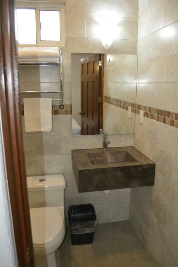 Suites Bajio Leon Exterior photo